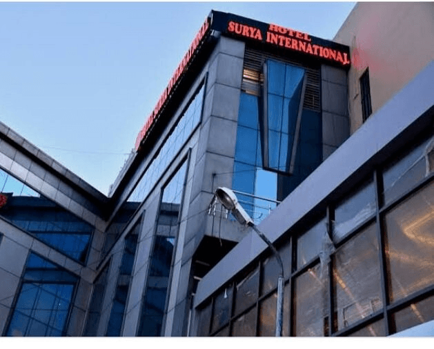 Hotel Surya International Lucknow exterior