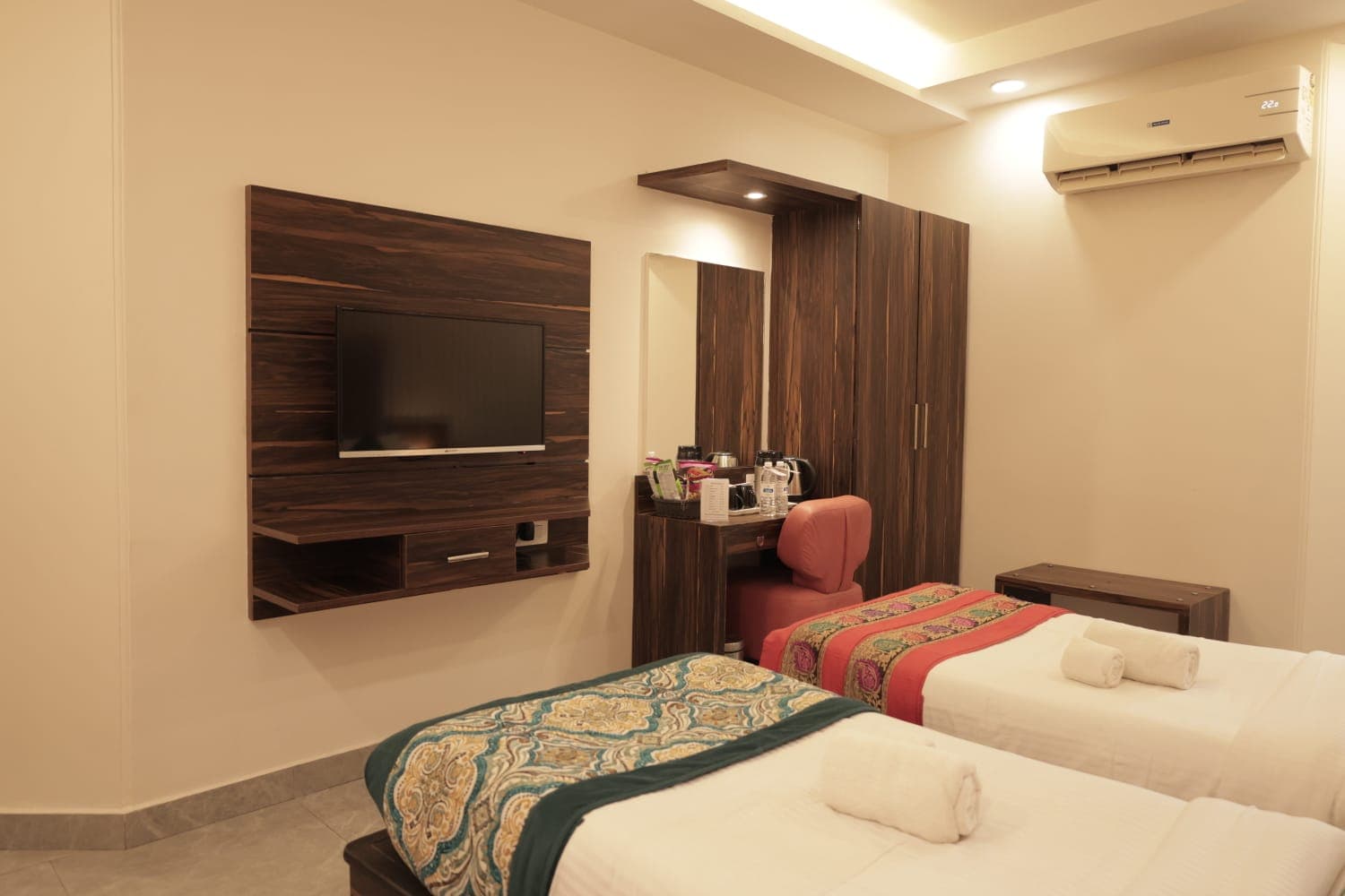 Twin room at Hotel Surya International